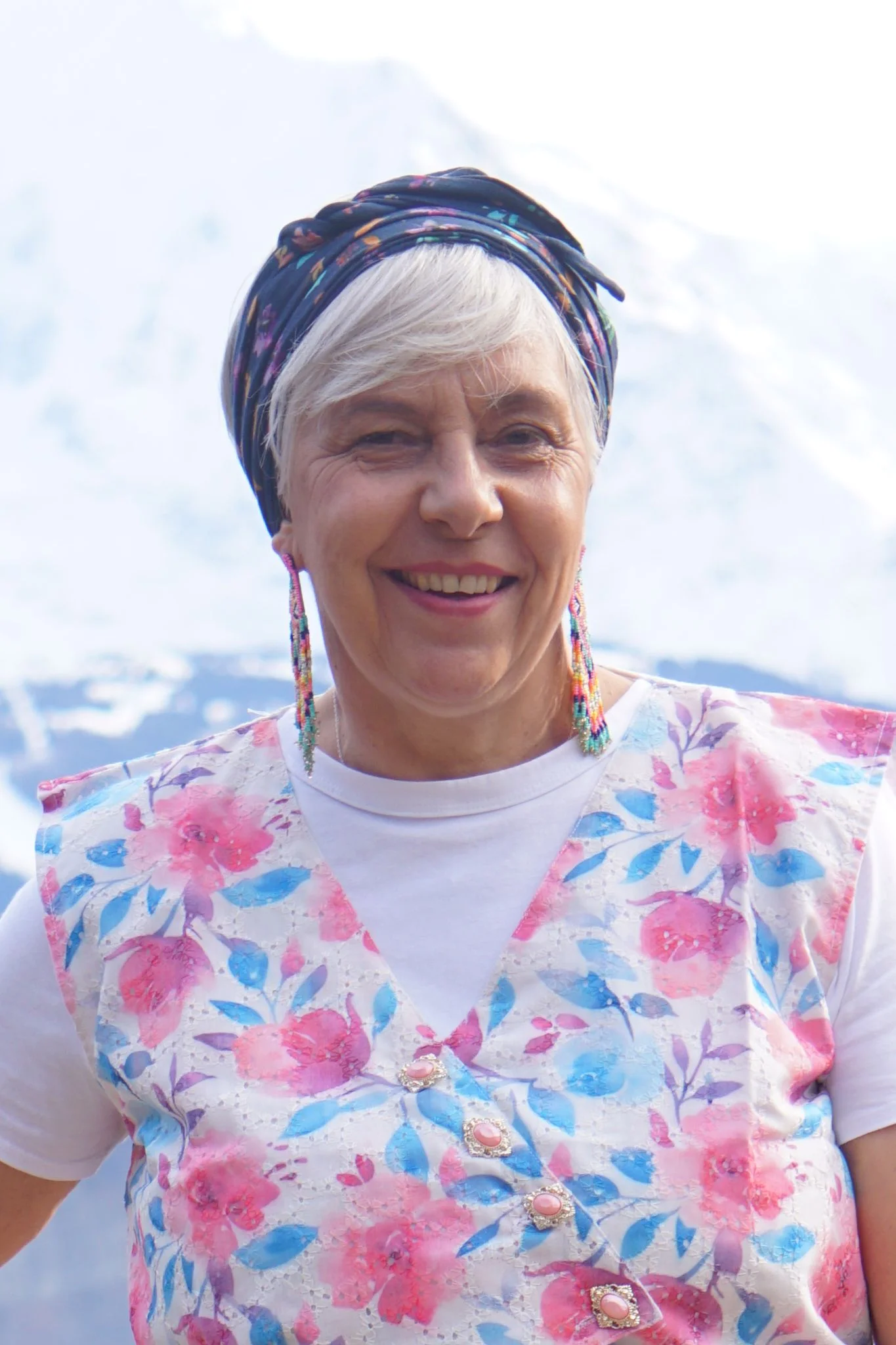 Haut femme motif floral sans manches – Image 7