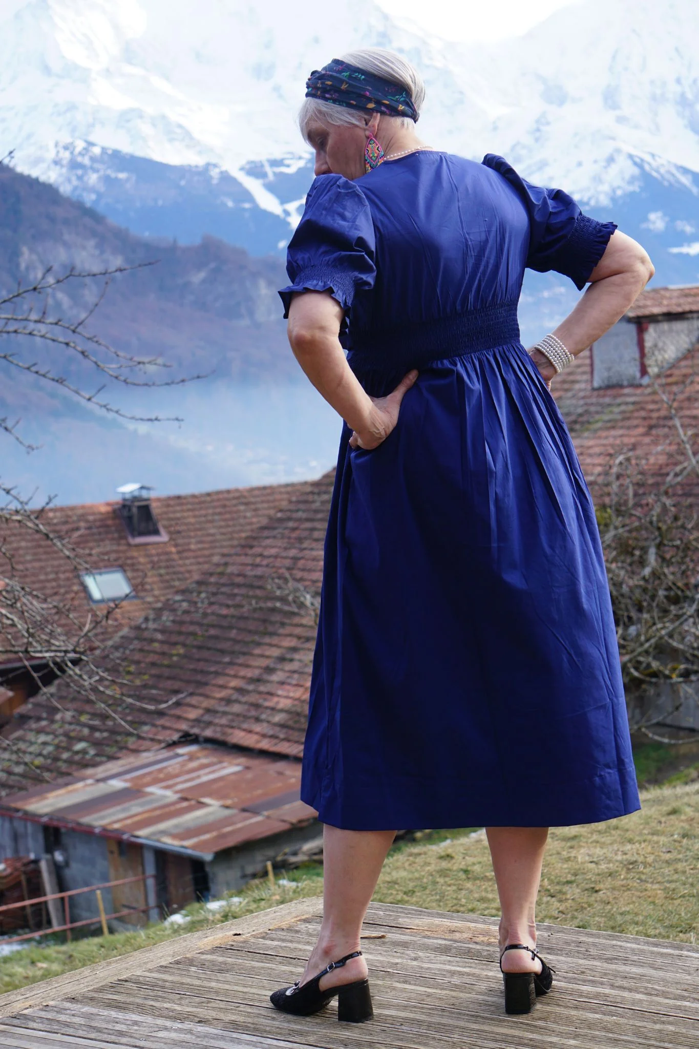 Robe Midi Femme Bleue Élégante – Image 3